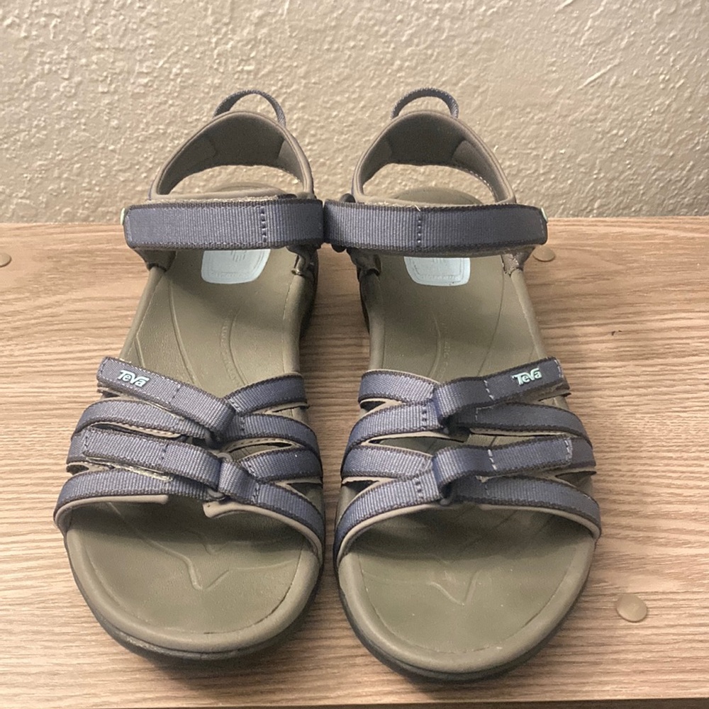 TEVA Tirra (Women's) sandals size 10